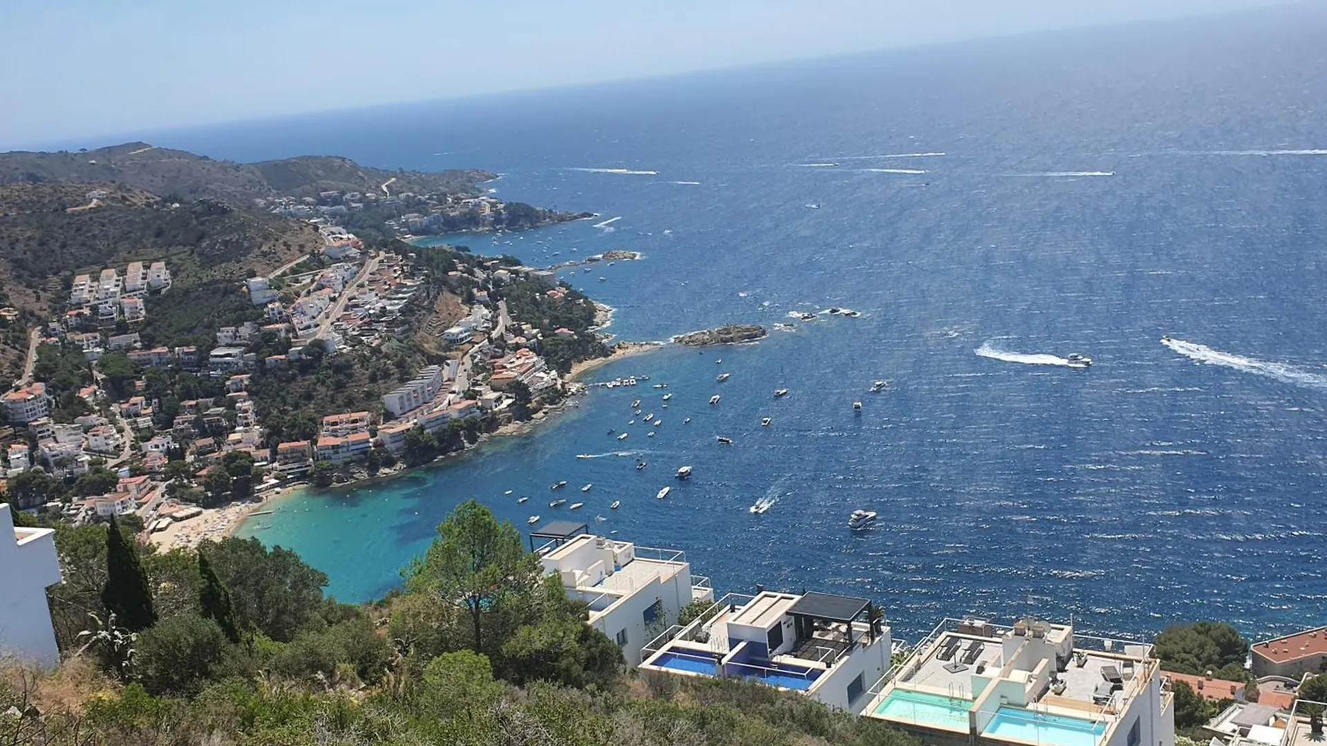 Apartment Appartement Calme Sans Vis A Vis 5 Mn A Pied Plage Roses Spain